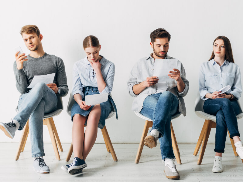 jovens no mercado de trabalho