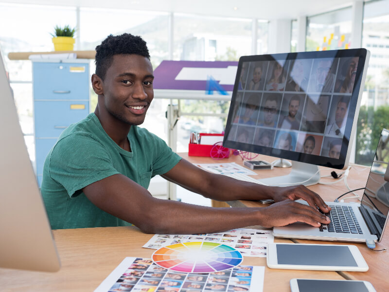 trabalho de designer gráfico