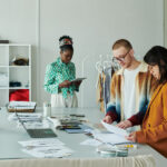 o que faz um designer de moda